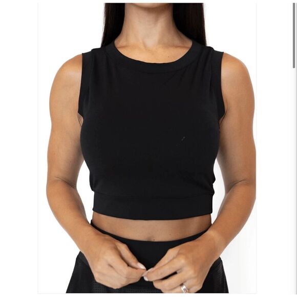 Volare Fitness Limited Edition Mesh To Be collection Black Skirt & Tank Set - Picture 2 of 16